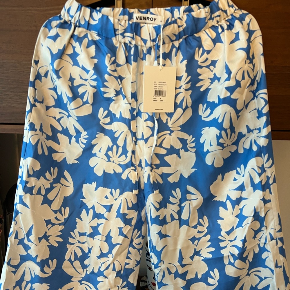 Venroy Floral Print Trousers in Blue and White